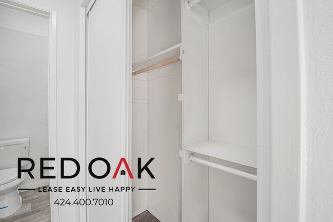 Building Photo - 9260 Palm St