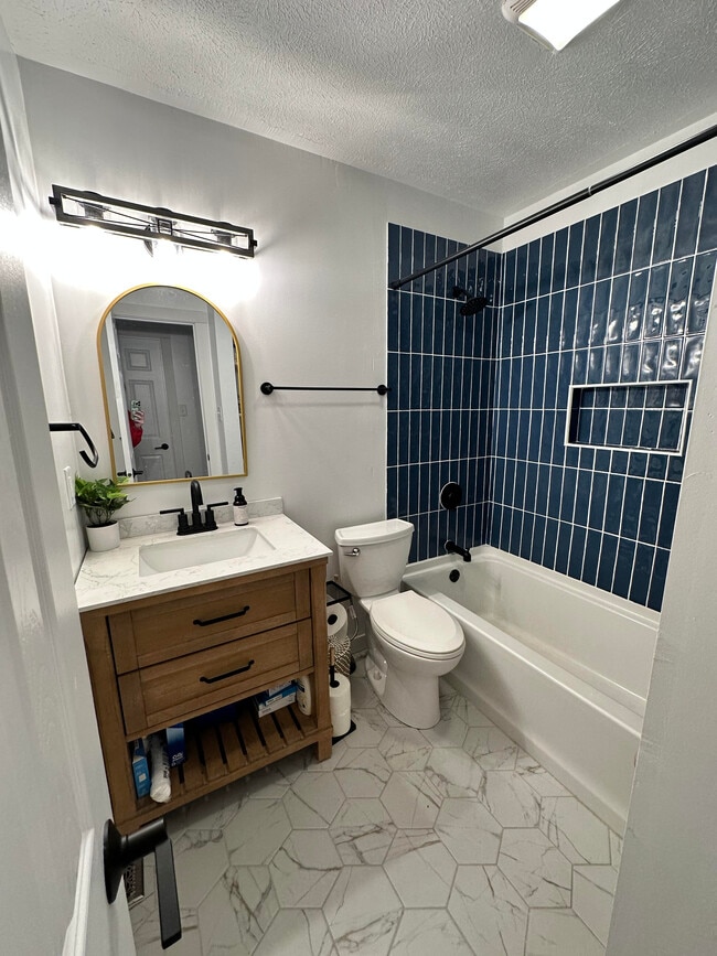 Building Photo - 1701 Cassell Rd