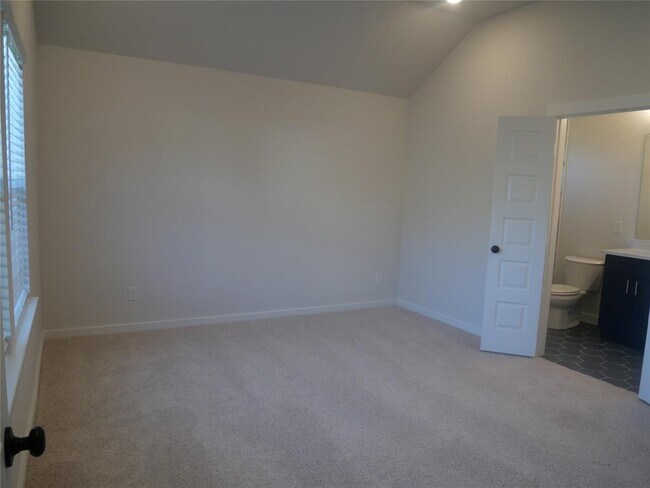 Building Photo - 6435 Downey Ln