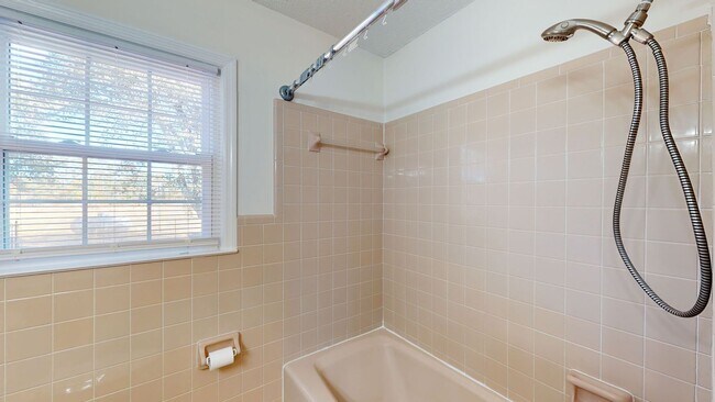 Building Photo - 4015 Freedom Way