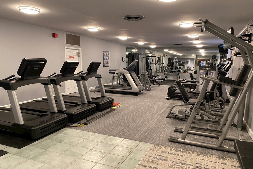 Building Photo - 720 W Gordon Terrace