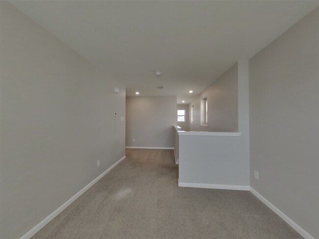 Building Photo - 5342 Castle Discordia St