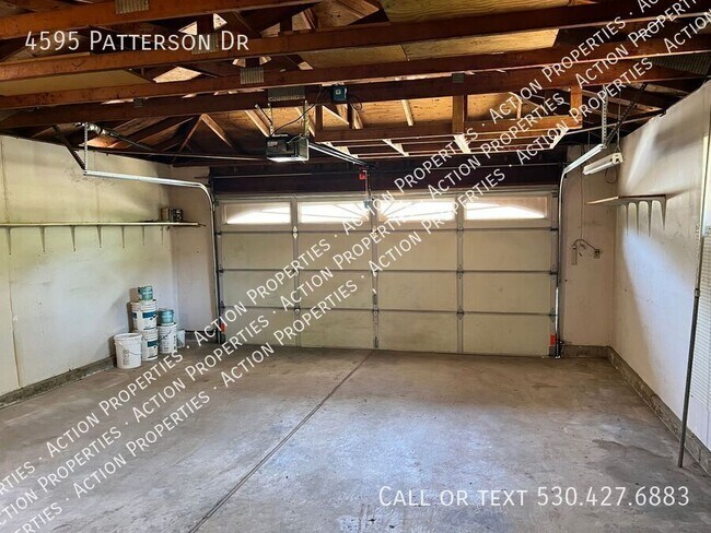 Building Photo - 4595 Patterson Dr