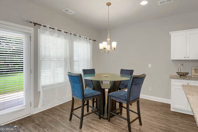 Building Photo - 340 McGiboney Ln