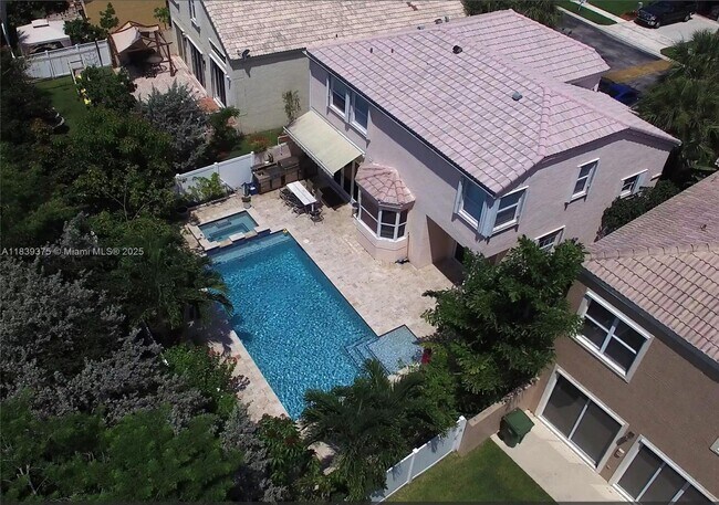Building Photo - 15584 NW 12th Ct