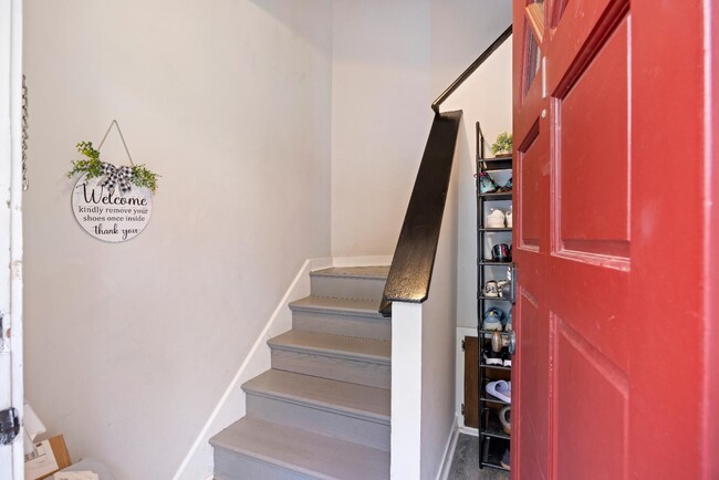 Building Photo - 340 Sandpiper Dr