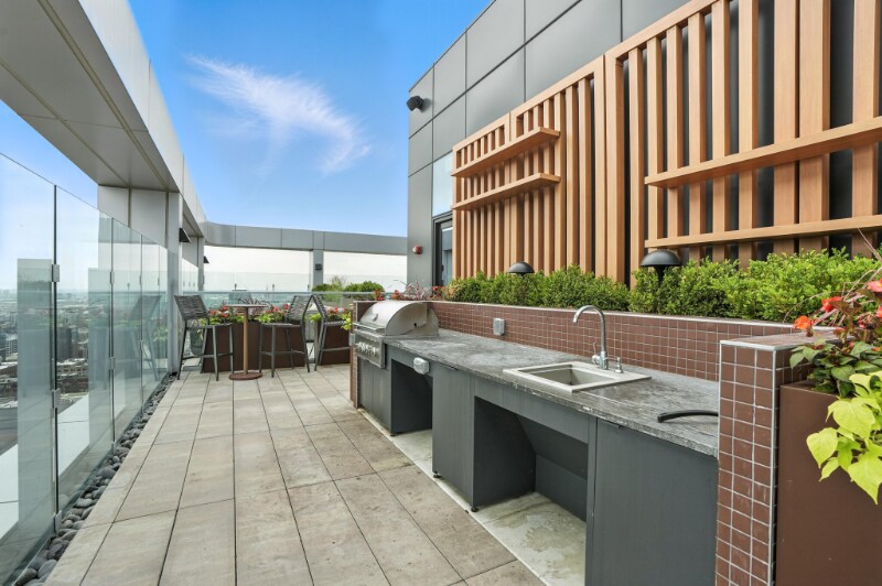 Building Photo - 1119 W Carroll Ave