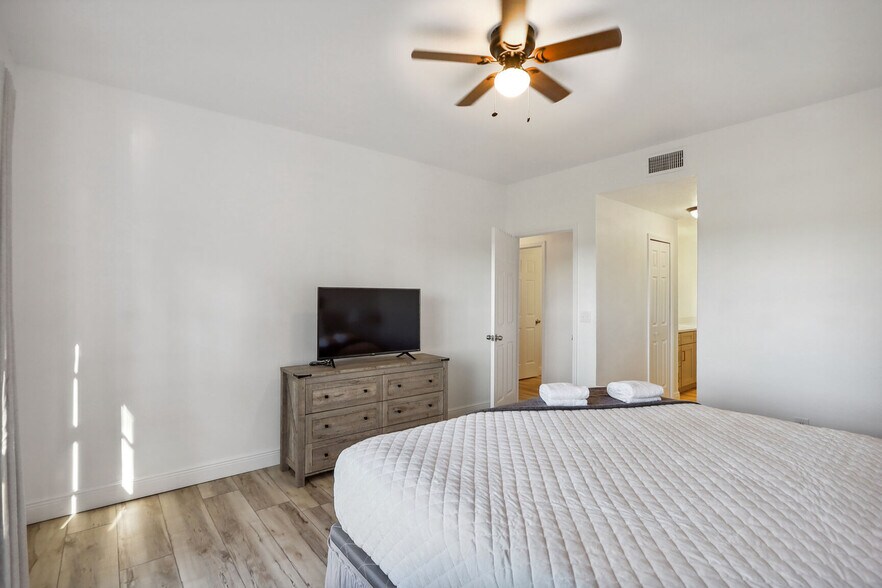 Building Photo - 312 Eagle Ridge Dr