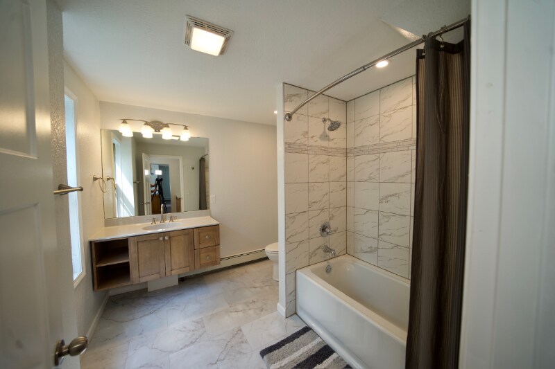 Building Photo - 2310 County Rd E