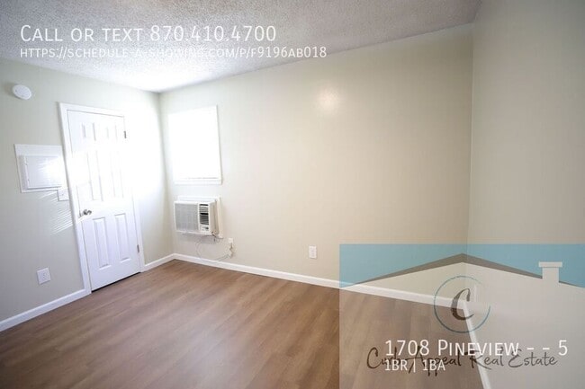 Building Photo - 1708 Pineview St