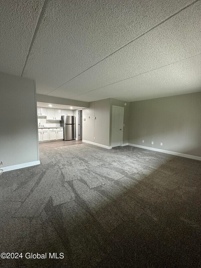 Building Photo - 205 S Allen St