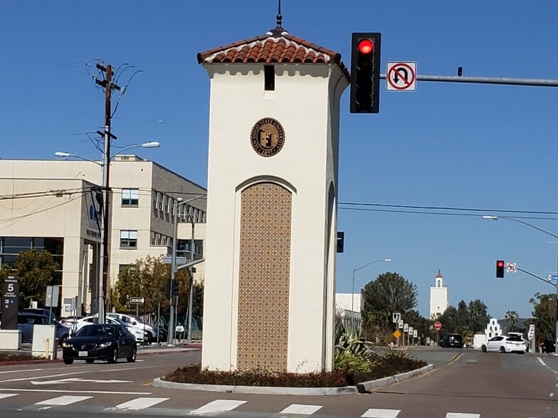 Building Photo - 5457 Dorothy Dr