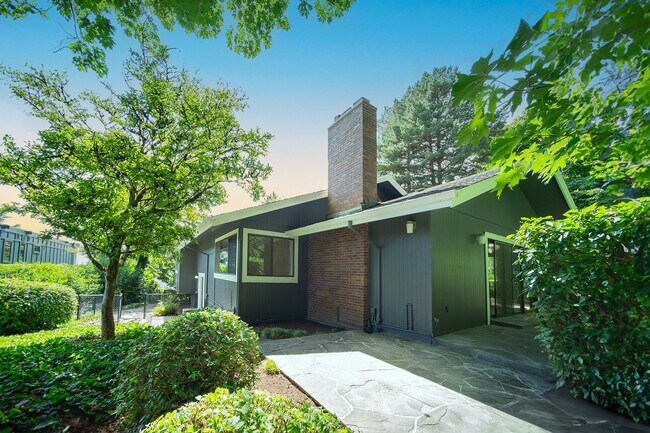 Building Photo - Greenleaf House: A Sustainable and Eco-Friendly Home!