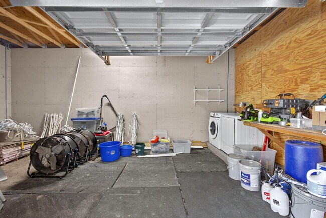 Building Photo - 17218 Shetland Ln