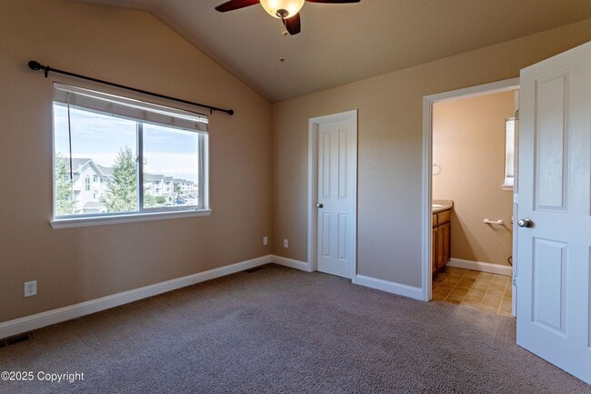 Building Photo - 4 Bedrooms, 3.5 Bathrooms, 2 Car Garage Home Fore Rent In Remington Estates