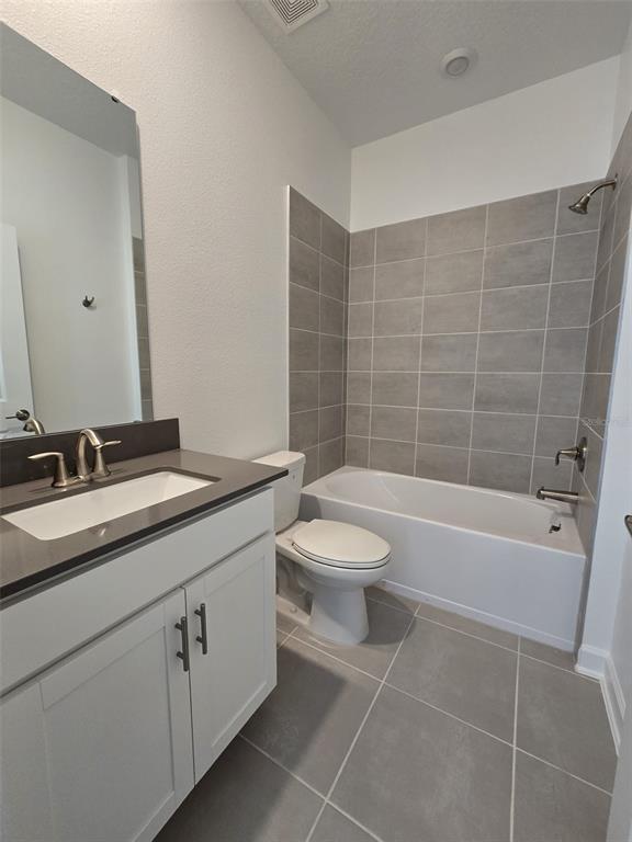 Building Photo - 1904 Flourish Ave