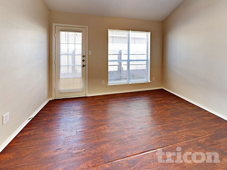 Building Photo - 7309 Ashbourne Way