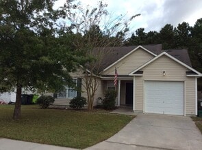 Building Photo - Short Term Rental