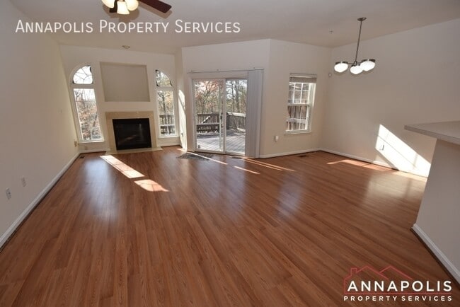 Building Photo - 2530 Running Wolf Trl