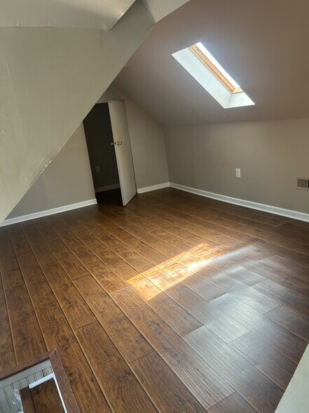 Bedroom 2 - 4130 colerain ave