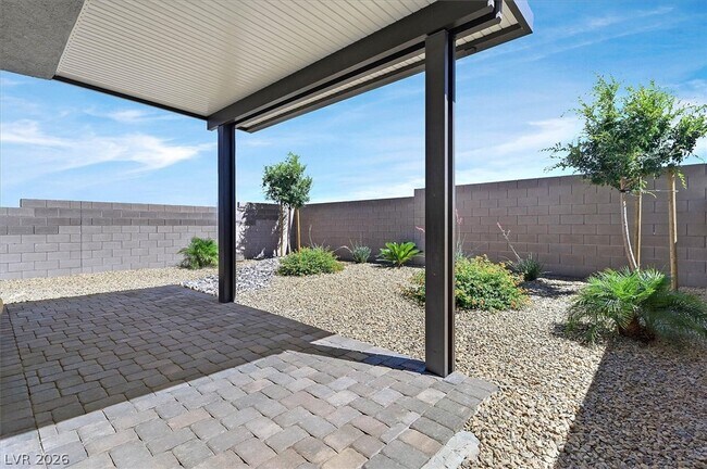 Building Photo - 4405 Frias Fls Ave