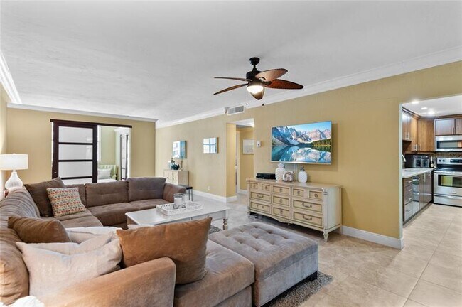 Building Photo - 4250 Galt Ocean Dr