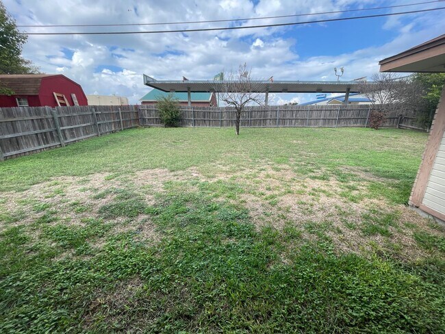 Building Photo - 4-Bedroom House for Rent in Killeen