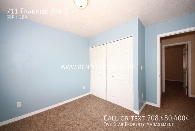 Building Photo - 711 Franklin Ave