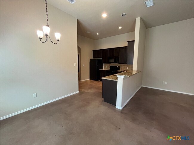 Building Photo - 170 Joanne Cv