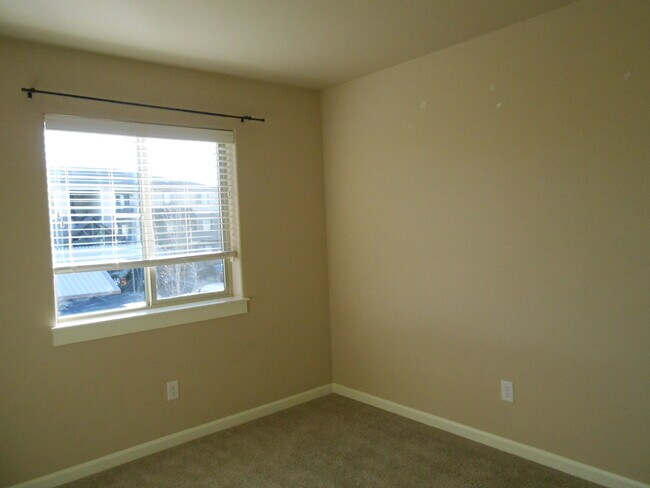 Building Photo - 20783 Boulderfield Ave