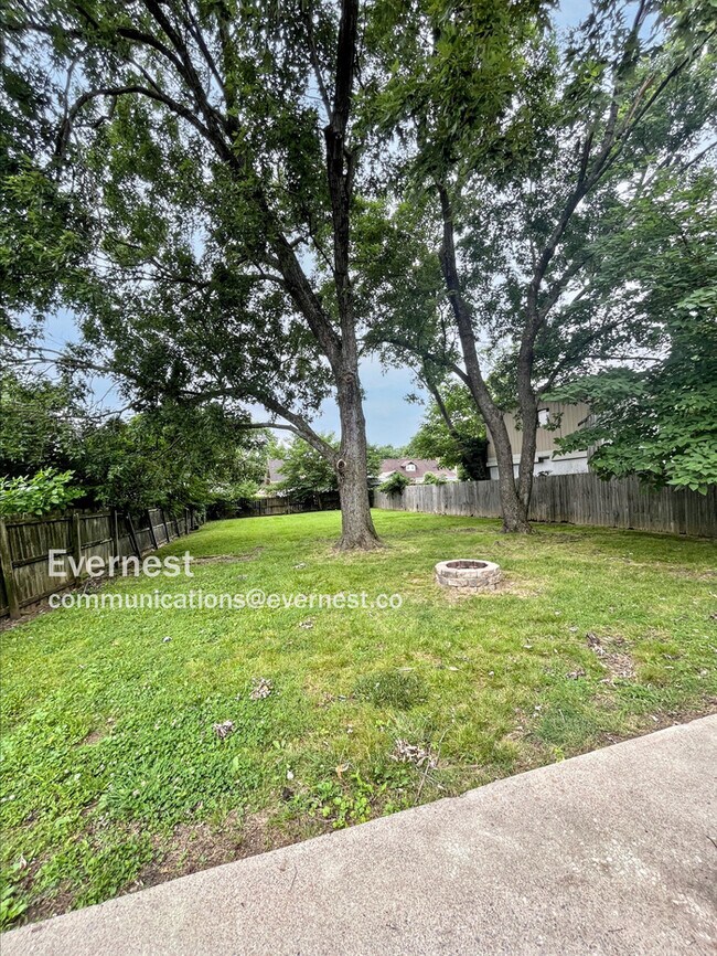Building Photo - 1020 Delmas Ave