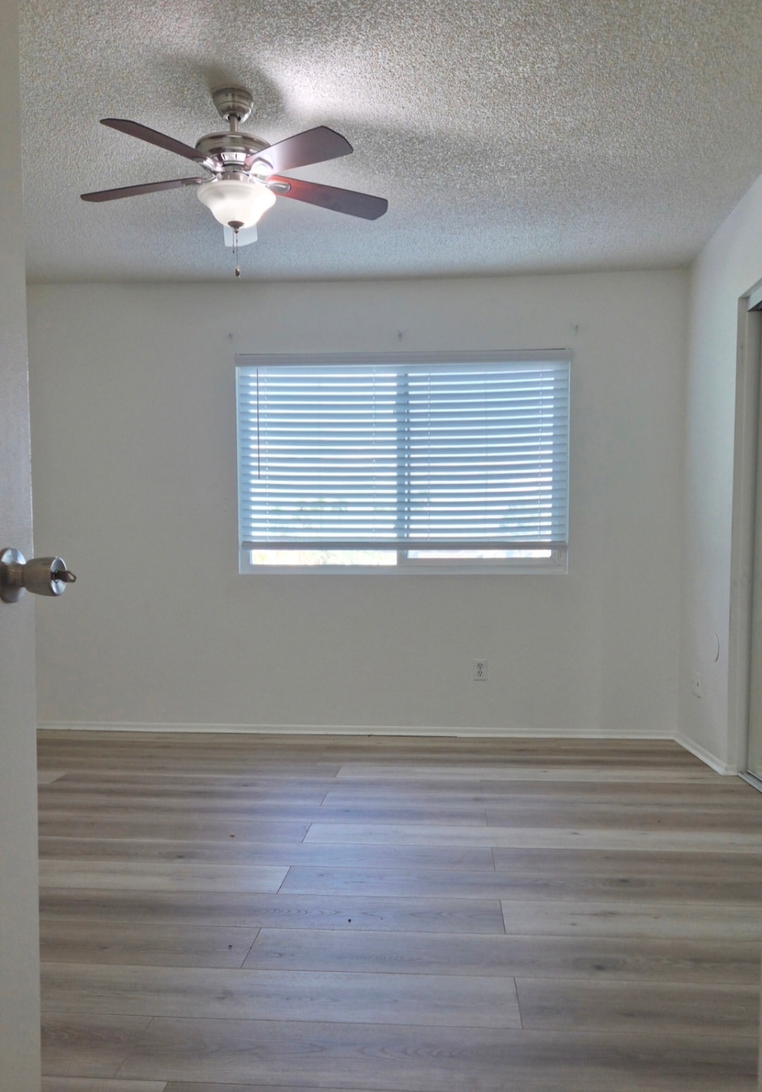 BR #3 - 33555 Date Palm Dr