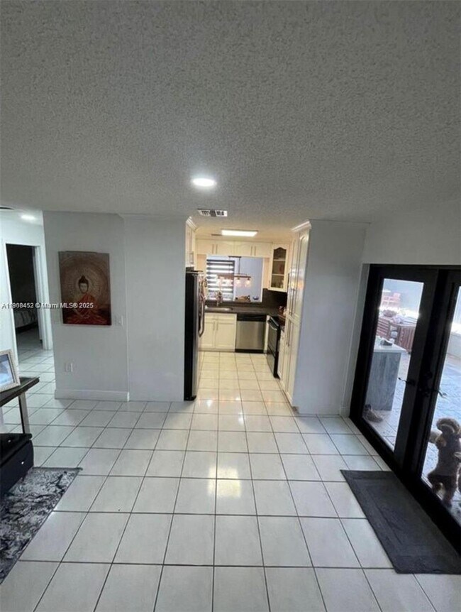 Building Photo - 21045 SW 124th Ave Rd