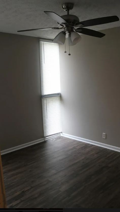 Guest Bedroom - 10806 Seward St