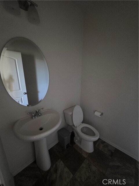 Building Photo - 3253 Quarry Dr