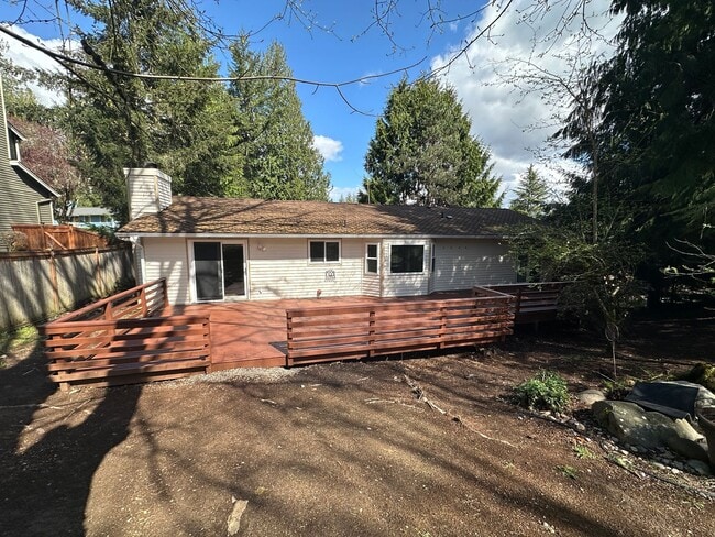 Building Photo - 3Bd/2Ba Sammamish House