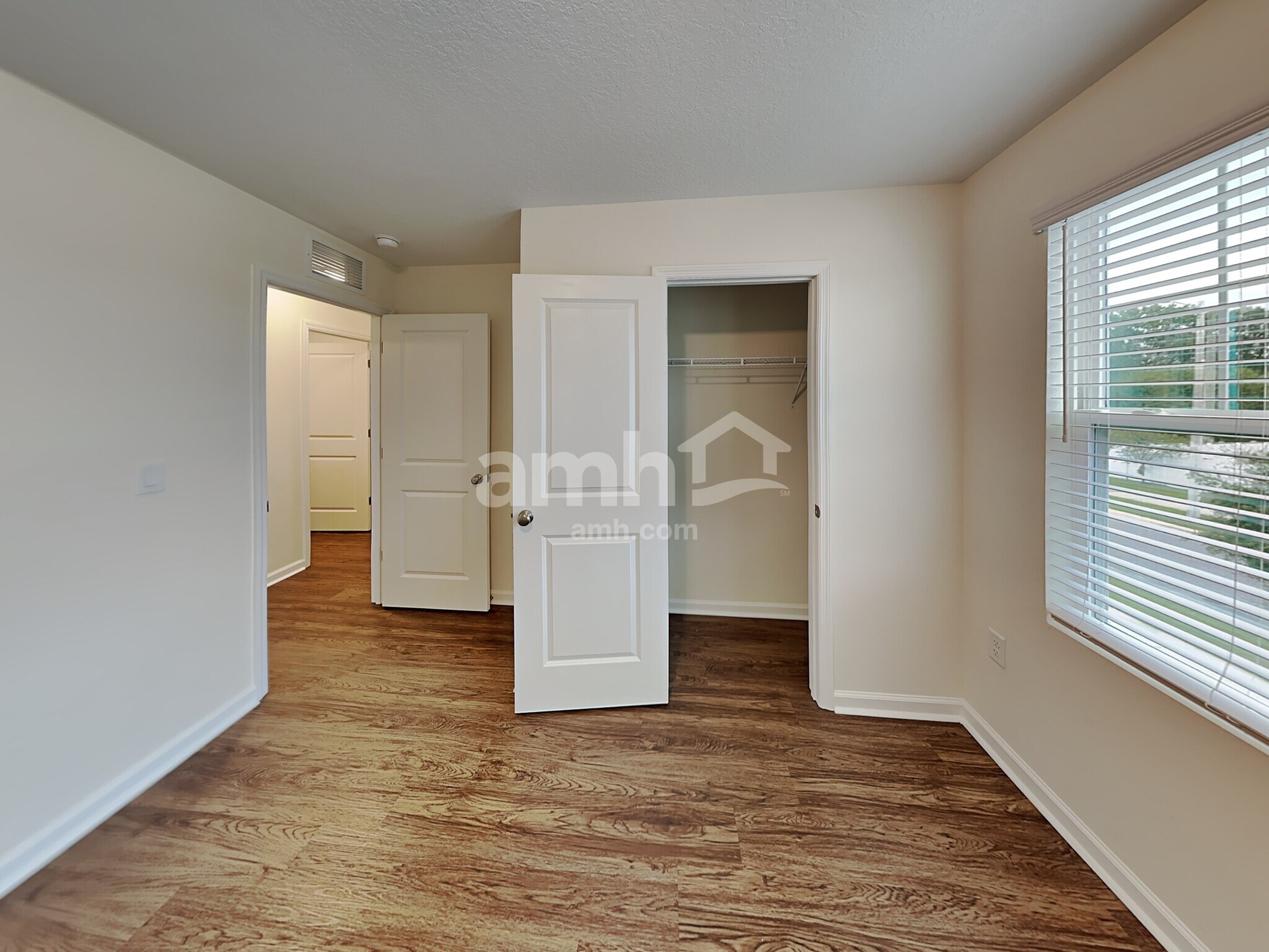 Building Photo - 8716 Layalie Way