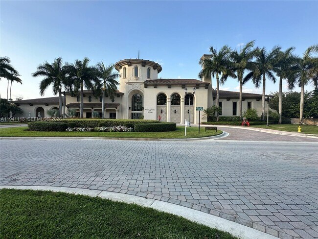 Building Photo - 3055 NW 126th Ave