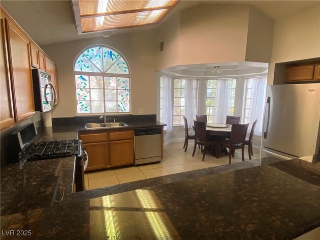 Building Photo - 2233 Placer Creek Ct
