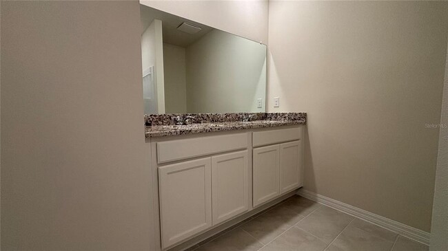 Building Photo - 2980 Waterlily Wy