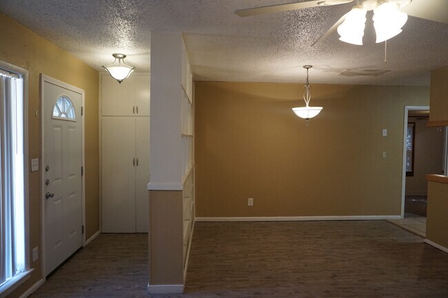 Building Photo - 3414 31st St