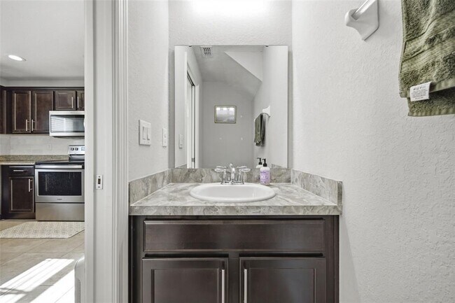 Building Photo - 9649 Tocobaga Pl