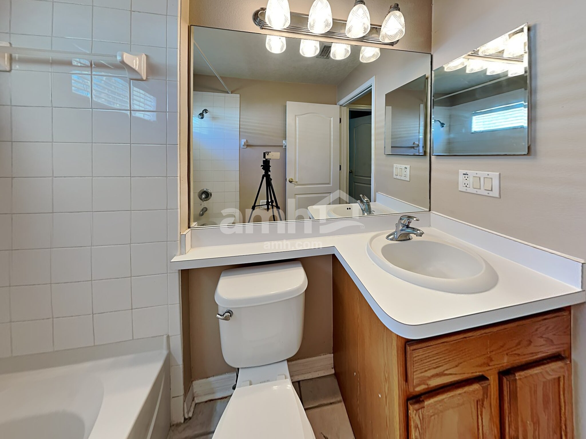 Building Photo - 2739 Pankaw Ln