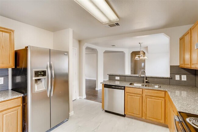 Building Photo - 1700 Anise Dr