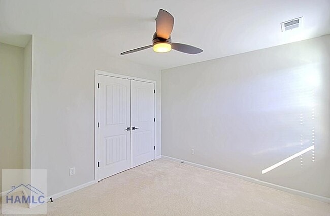 Building Photo - 25 Ashmont St