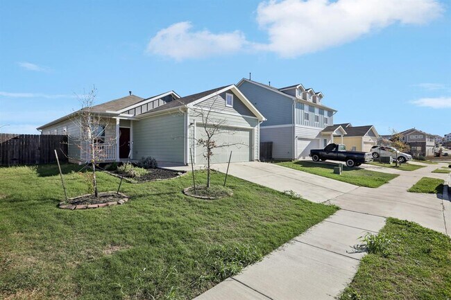 Building Photo - 15312 Sweet Mimosa Dr