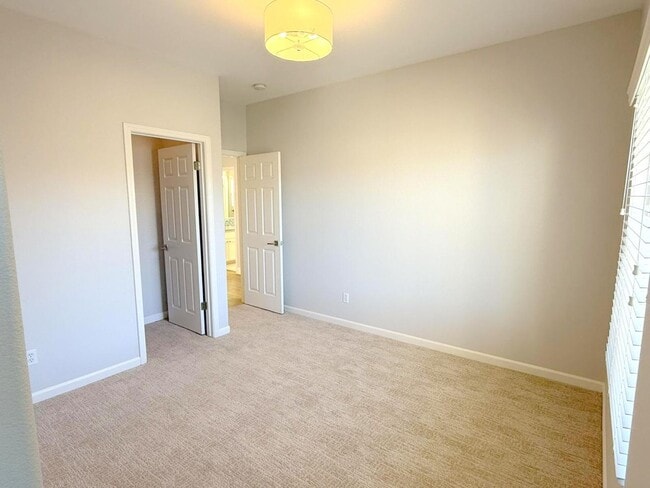 Building Photo - Beautifully Remodeled Modern Home In Wests...