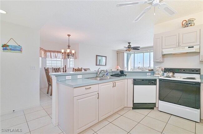 Building Photo - 22748 Island Pines Way