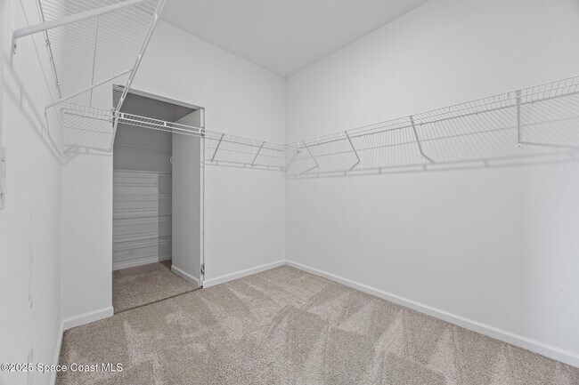 Building Photo - 456 Azalea Ave SE