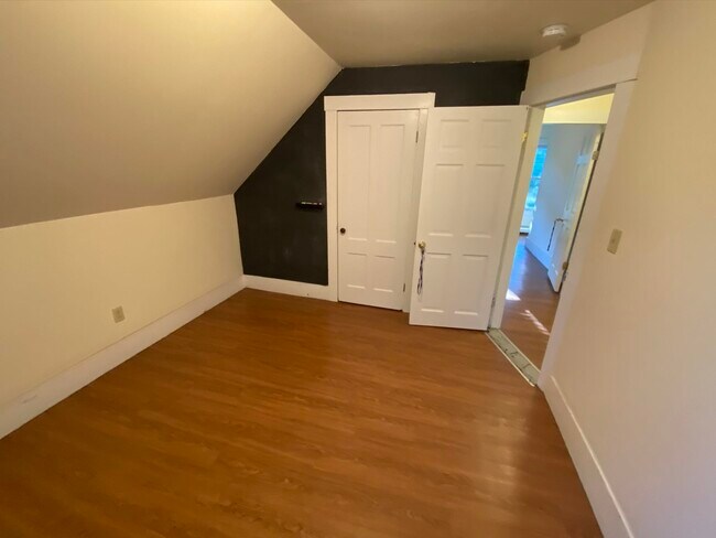 Building Photo - 35 Winchester Ct